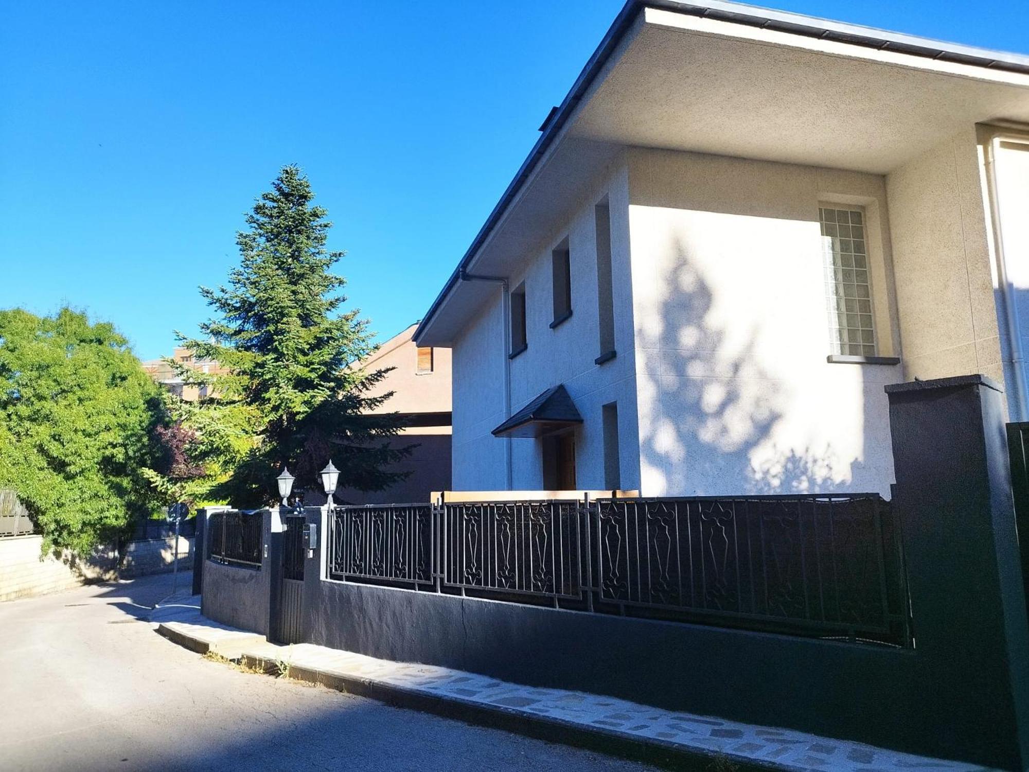 Villa San Lure Jaca Eksteriør bilde